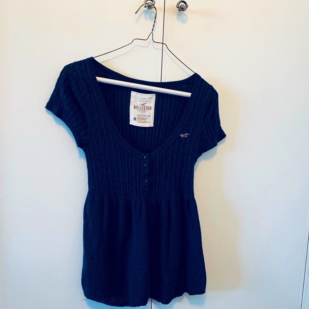 Hollister knit t-shirt